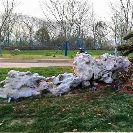 公园天然草坪石 公路绿化带景观石 庭院造景点缀置石