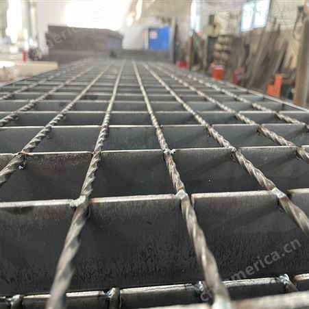 钢格栅 格栅板 镀锌钢格板 网格栅 应用范围广使用寿命长